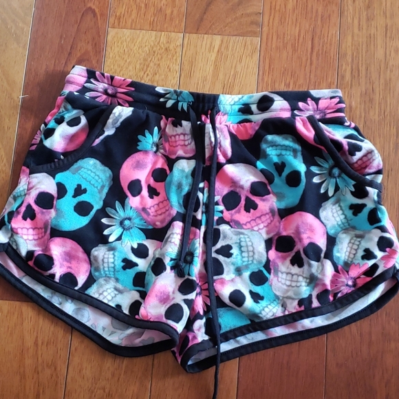 No Boundaries Pants - No boundaries xs shorts